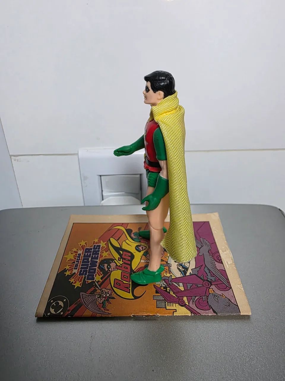 Boneco Robin Super Powers Completo + comic anos 80 - Foto 3
