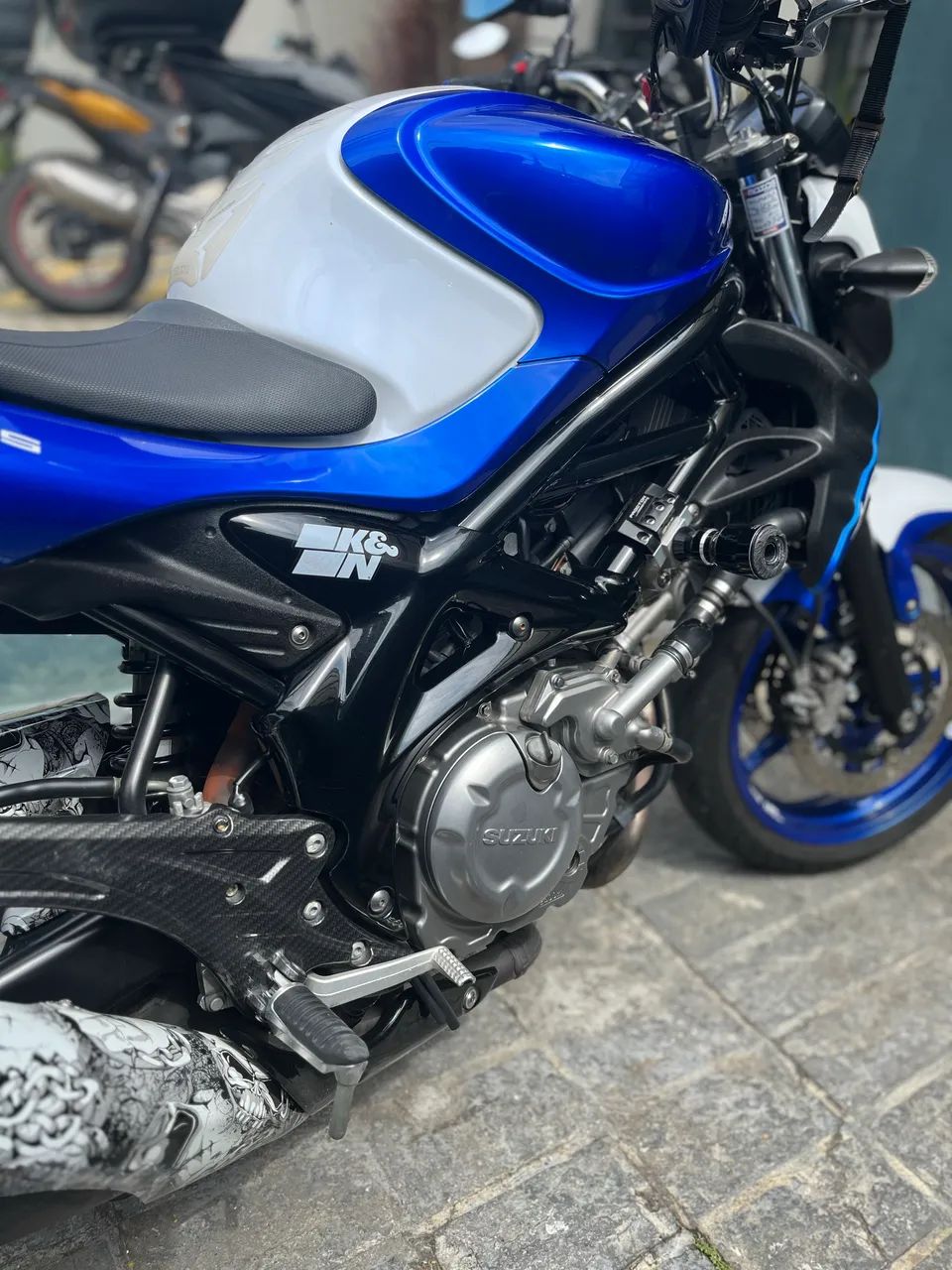 Suzuki Gladius 650 - Foto 2