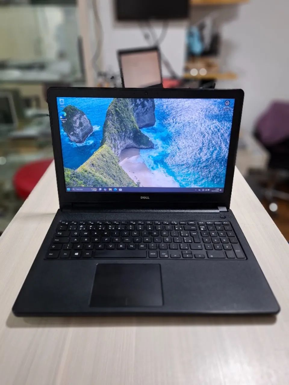 Notebook Dell Inspiron 5566 | Core i3 | 8GB DDR4 | 240GB SSD - Foto 2