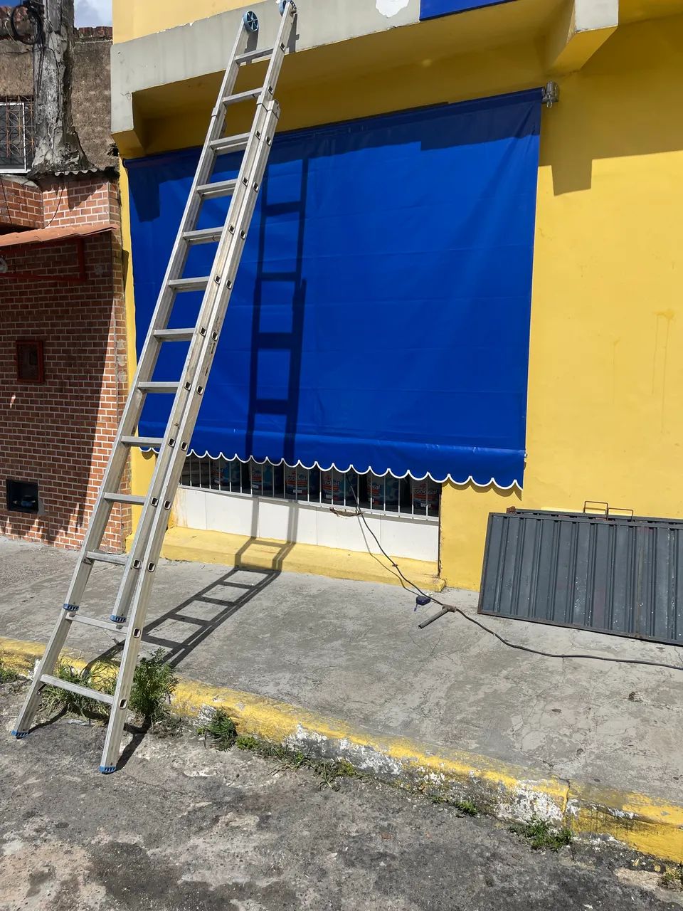 Toldo móvel , fixo e cobertura telhado ,policarbonato  - Foto 2