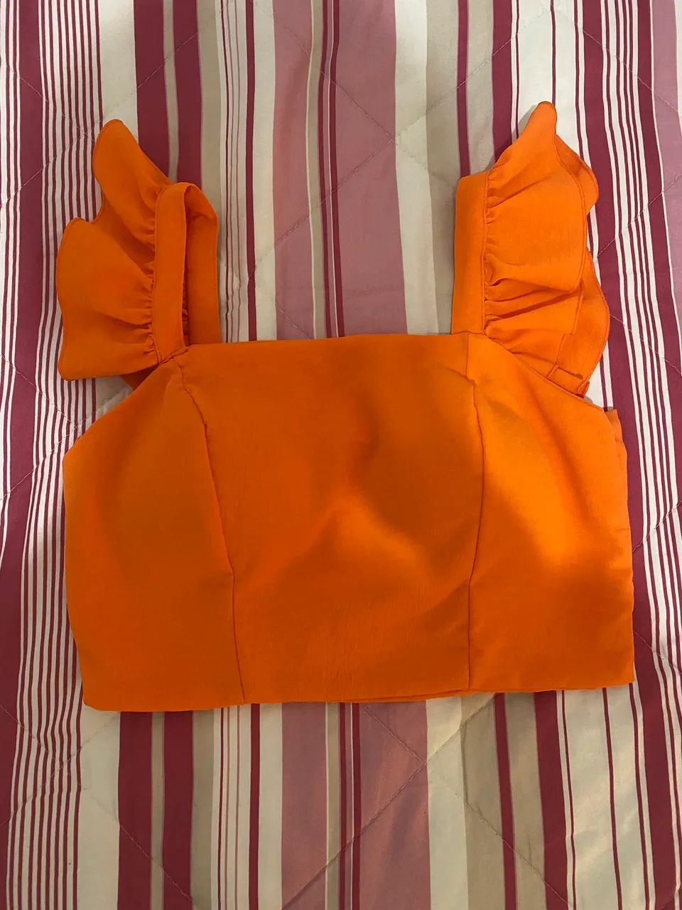 Top laranja tamanho P 
