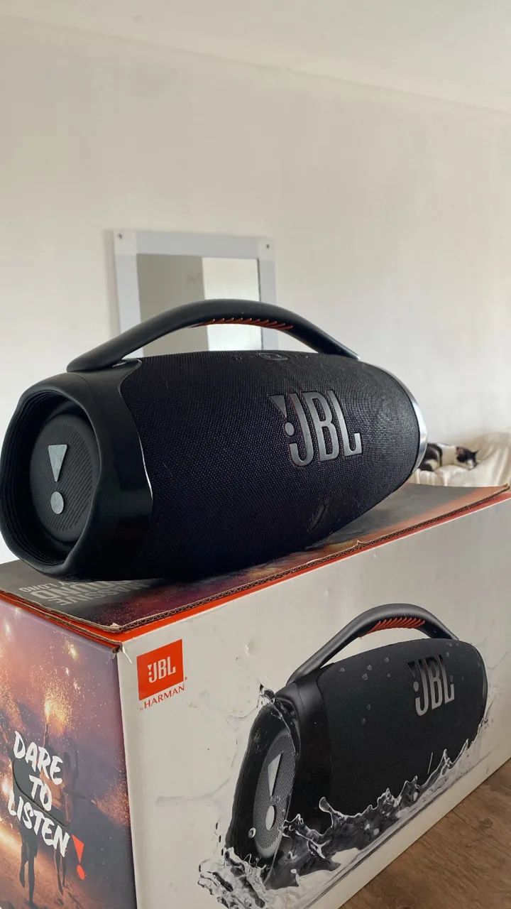 Bombox 3 completa com caixa e nota