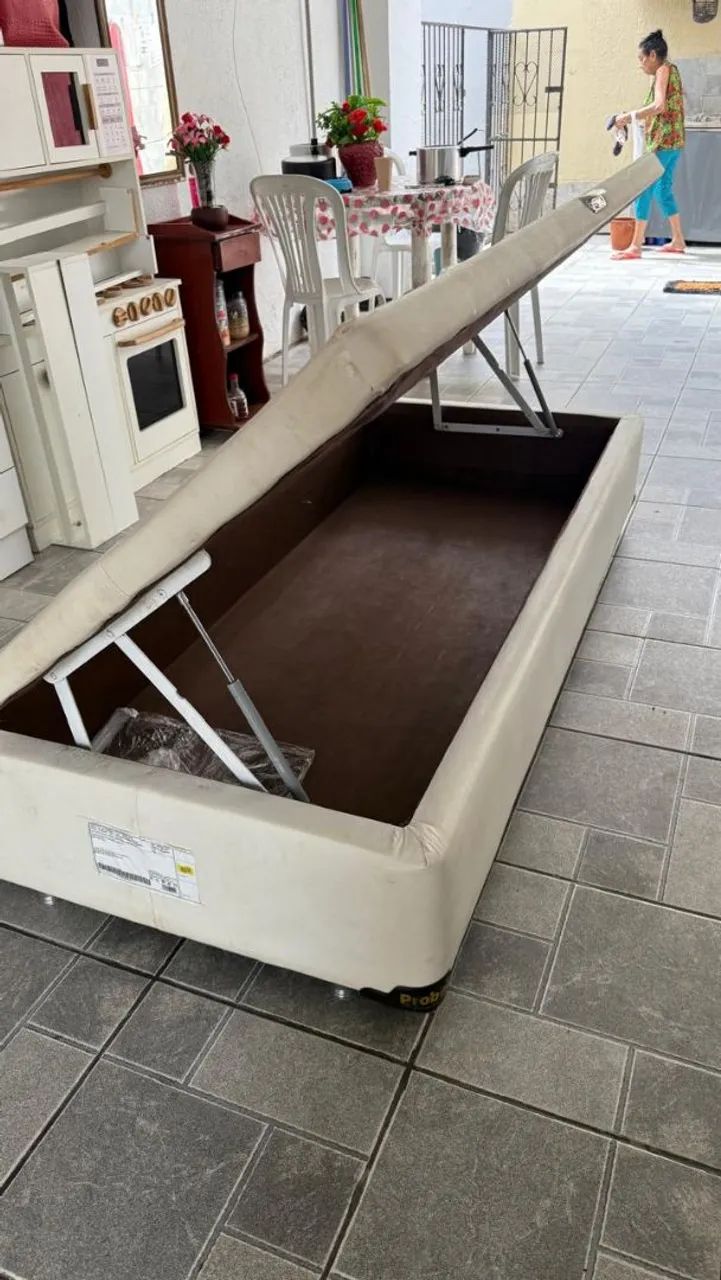 Cama box baú solteiro