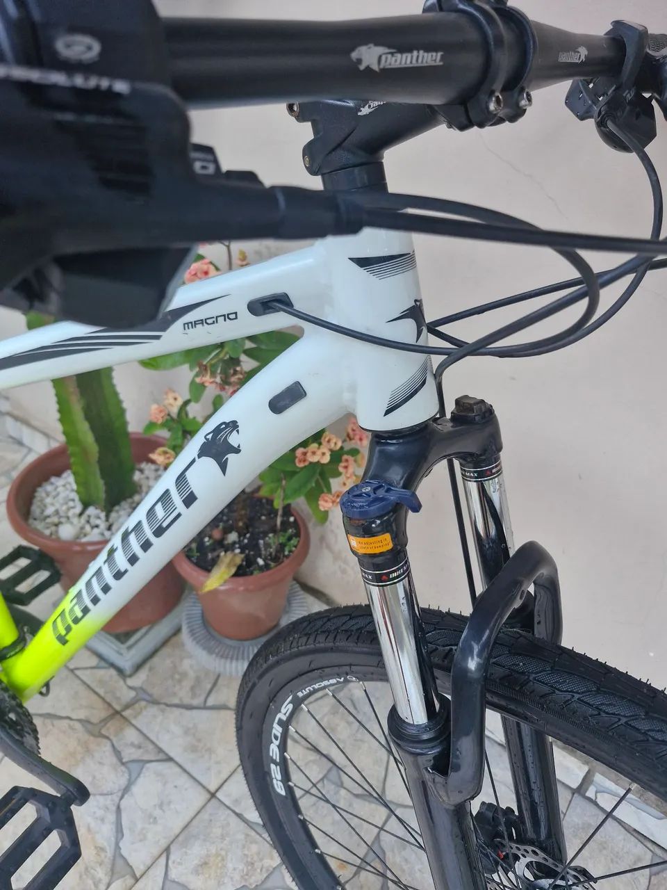 Vendo Bike, montanda com peças exelente e nova  - Foto 2