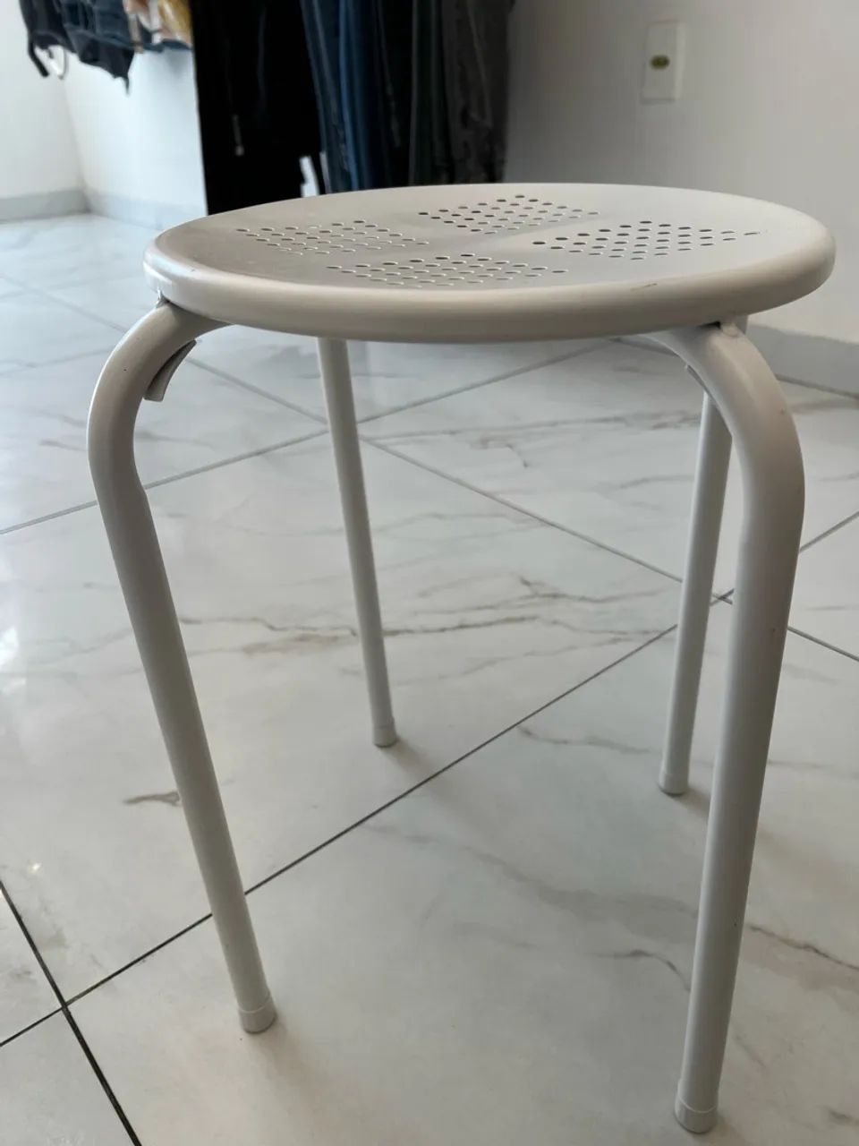 Banco ferro branco