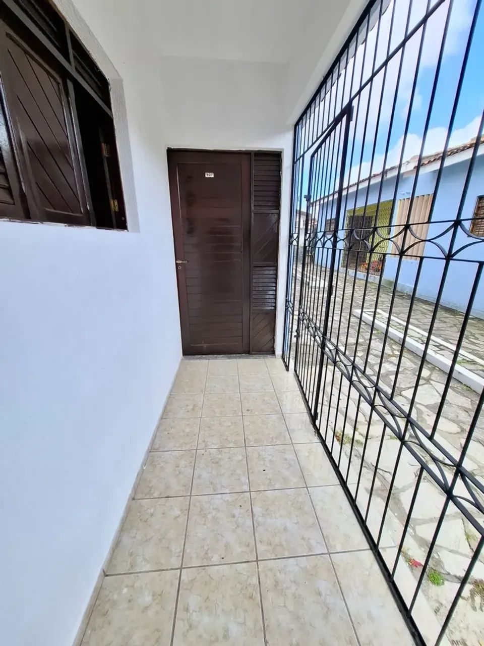 Casa em condomínio no Valentina com 2 quartos , suíte e quintal em L - Foto 5