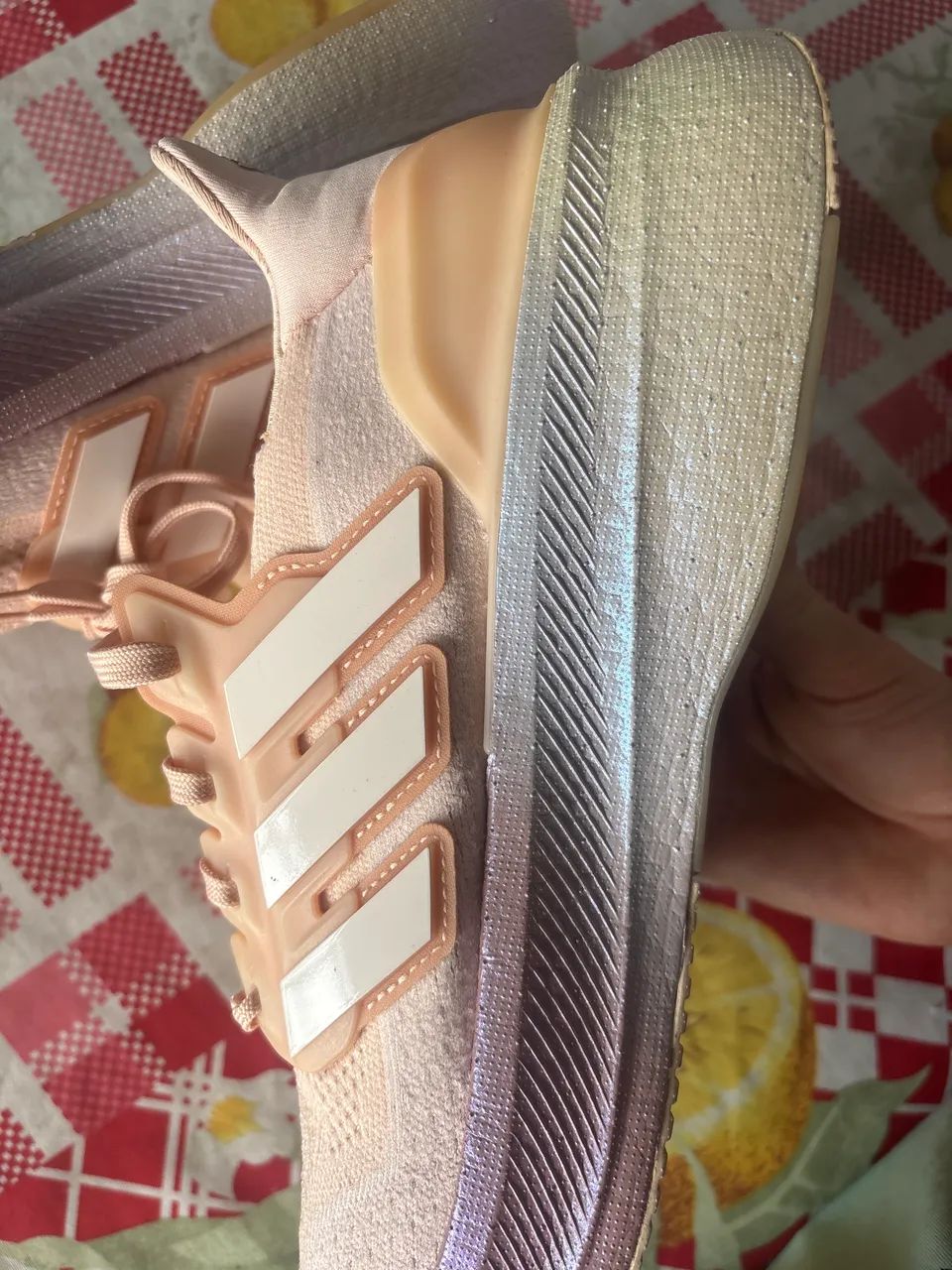 ADIDAS ULTRABOOST SEMINOVO - Foto 2
