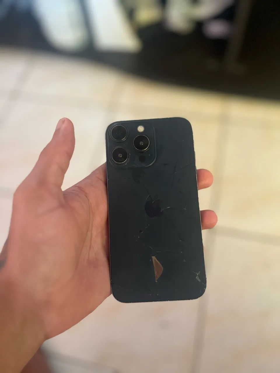 iPhone 11 na carcaça do 16 pro - Foto 4