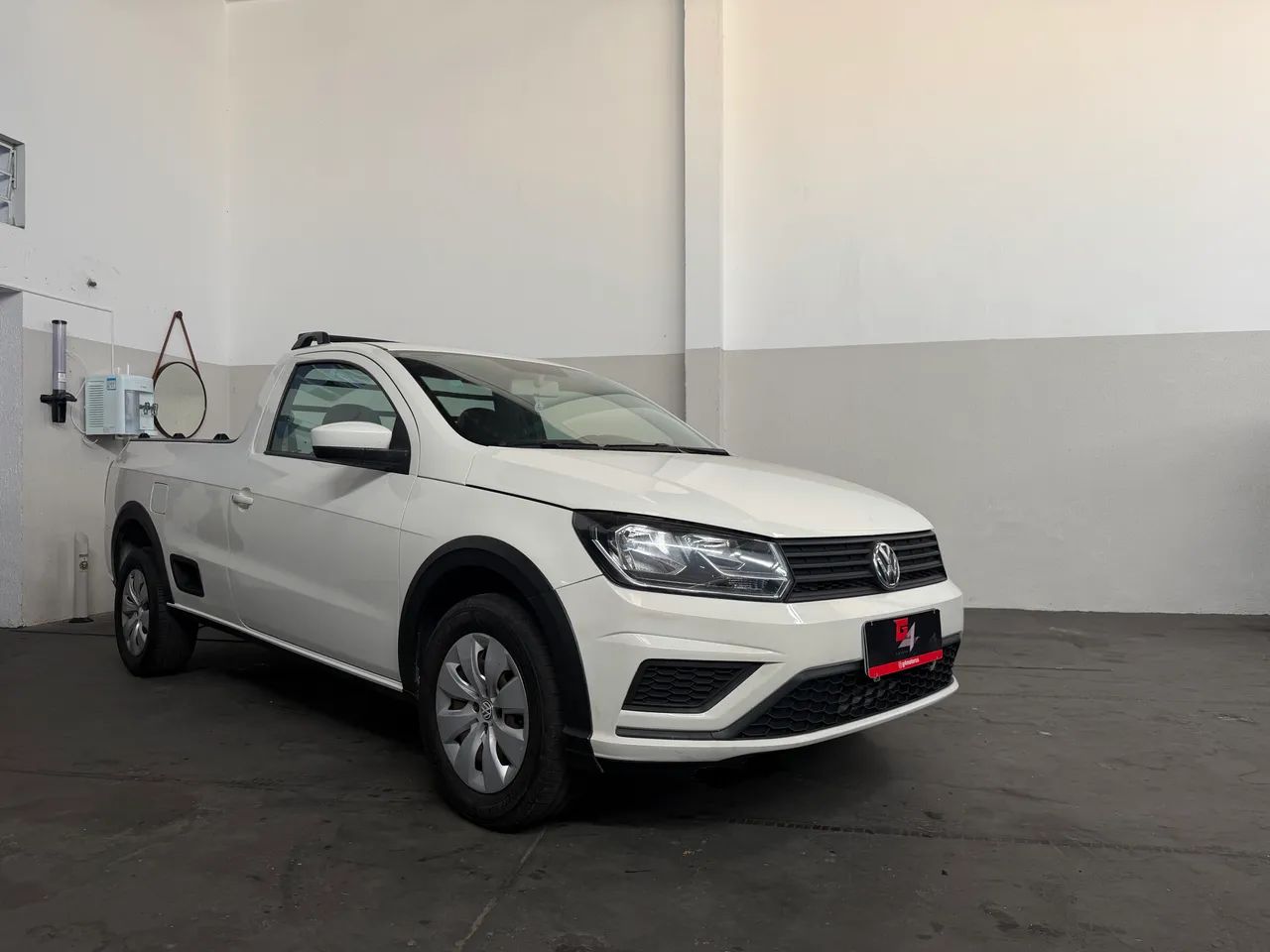 Volkswagen Saveiro Trendline 1.6 T.flex 8V 2017 - Foto 3