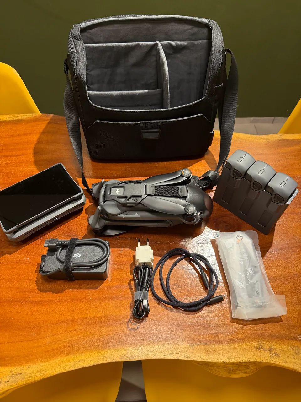 DJI Mavic 4 Pro 512GB Creator Combo + RC Pro 2 HDMI + Fly More | Estado de Novo - Foto 2