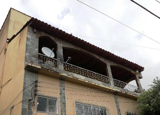 Apartamento 02 quartos mais terraço com Kitnet São Silvano - Foto 2