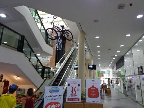 Loja para venda no 1° piso do caraguá praia shopping no centro da cidade de frente para pr - Foto 9