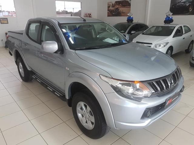 Mitsubishi triton sport gls 2019 à diesel automático 4X4 c/apenas 17mil km! - Foto 2