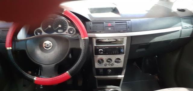 Vendo esse carro meriva em dia ano 2010