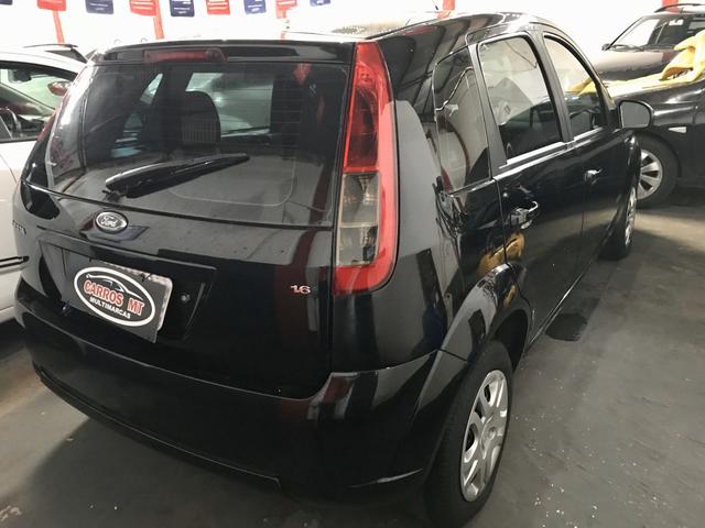 Ford Fiesta 1.6 2013 R$5.000 - Foto 2