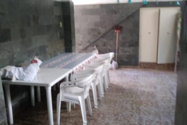 Vendo- Casa com três dormitórios, a 1 km do Centro de São Lourenço! - Foto 2