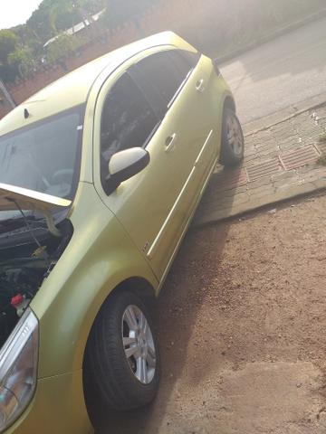 Vendo ou faço troca por outro carro. baixei o preço pra vender logo - Foto 2