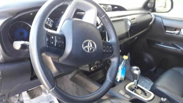 Toyota Hilux - Foto 6