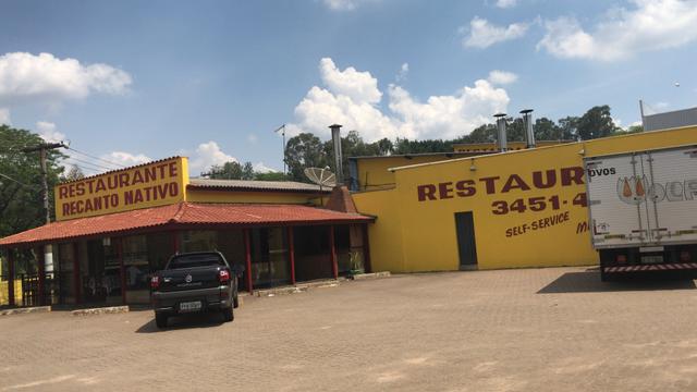 Vende se terreno