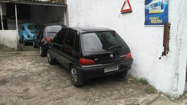 Peugeot 106 98/99 1.0 8 válvulas. Ar, vidros elétricos - Foto 6