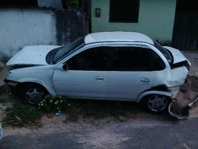 Vendo classic pra retirada de peças