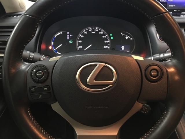 LEXUS CT200H 1.8 16V HIBRIDO 4P AUTOMATICO. - Foto 13