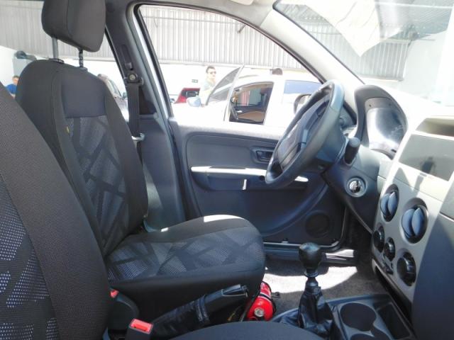 FIAT PALIO 1.6 MPI ESSENCE 16V FLEX 4P MANUAL. - Foto 5