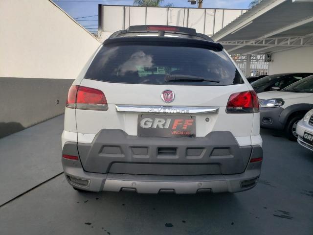 FIAT PALIO 2017/2017 1.8 MPI ADVENTURE WEEKEND 16V FLEX 4P MANUAL - Foto 2