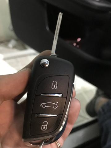 Peugeot 307 1.6 manual 2011 com teto e couro - Foto 5