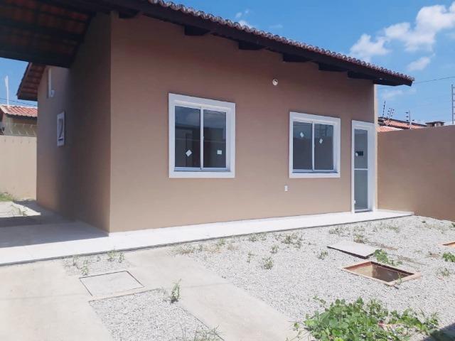 Casa com doc. gratis: 2 quartos , 2 bainheiros , com acabamento diferenciado