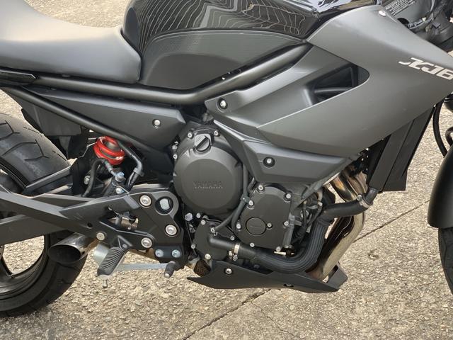 Yamaha XJ6 N 2013 baixa km troco por carro - Foto 6