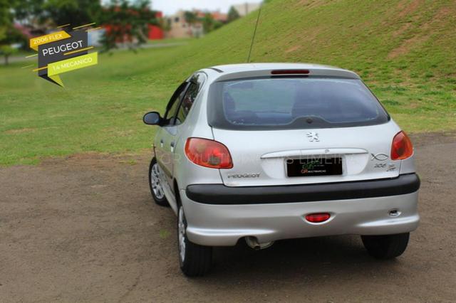 Peugeot 206+ 1.4 Sensation Flex - Foto 4