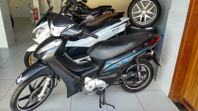 Biz 125 ex 2017 ! R$ 4 mil + 24 vezes de R$ 262 no cartão!