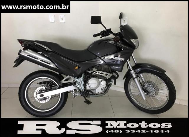 Nx Falcon 400 2002 em excelente estado venha conferir