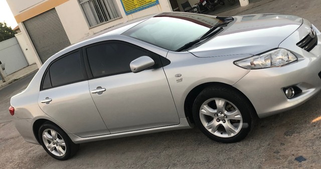 COROLLA 2011
