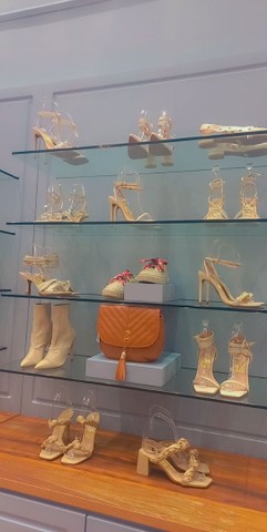 Sapatos femininos - Foto 4