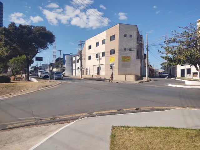 Venda Imóvel Comercial Av. Presidente Marques esquina com Av. Mato Groso, Cuiabá (MT)