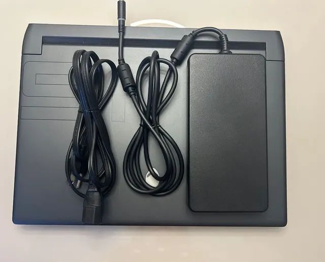 Alienware M15 R7 - Foto 5