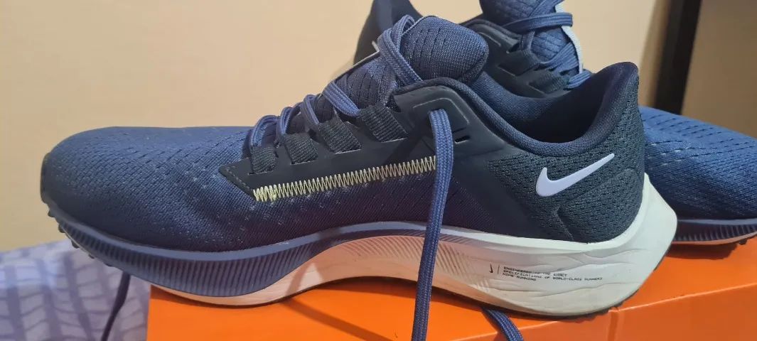 TENIS NIKE AIR ZOOM PEGASUS 38 - Foto 3
