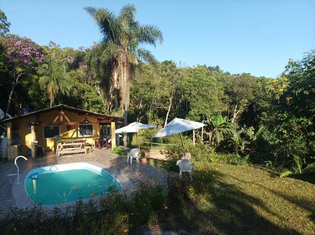 Lindo 1 hectare com piscina 