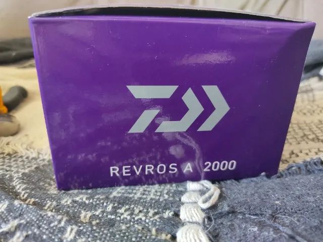 Molinete Daiwa Revros A 2000 8 Rol. - Foto 3