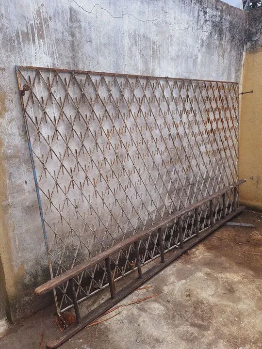 Grade de janela em bom estado. - Foto 3