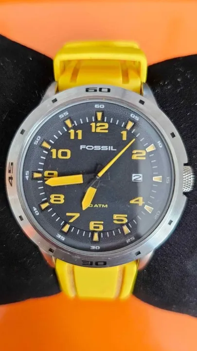 Relógio Fossil Amarelo