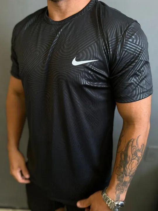 Camiseta Nike Verde Militar Drifit efeito 3D - Foto 5