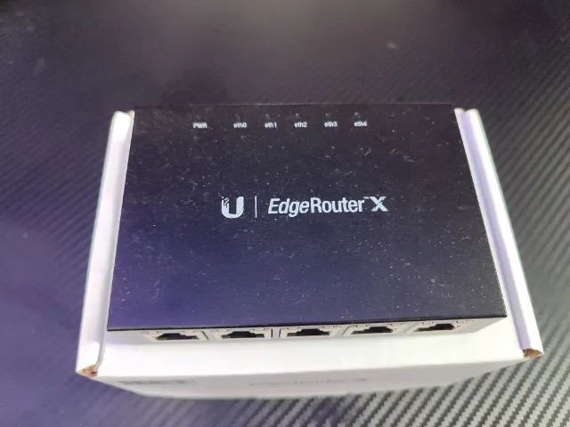 Roteador Edgerouter X Er-x Preto 110v/220v - Foto 3
