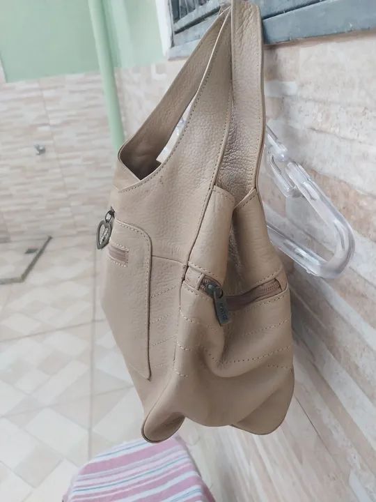Bolsa de Couro legítimo seminova da marca Le Postiche - Foto 5