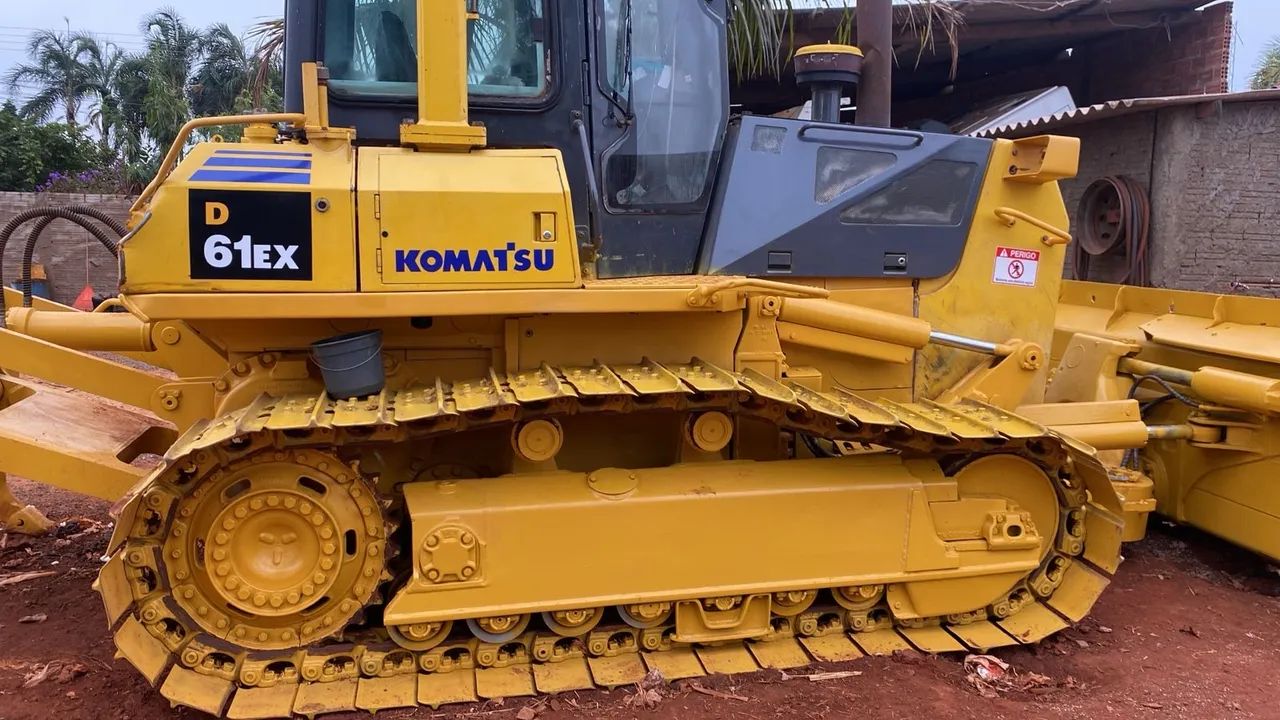 Trator esteira komatsu D61 - Foto 3