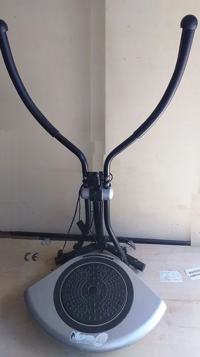 Esteira fixa p/ execicios pilates, sem esforço, para pernas e pés.