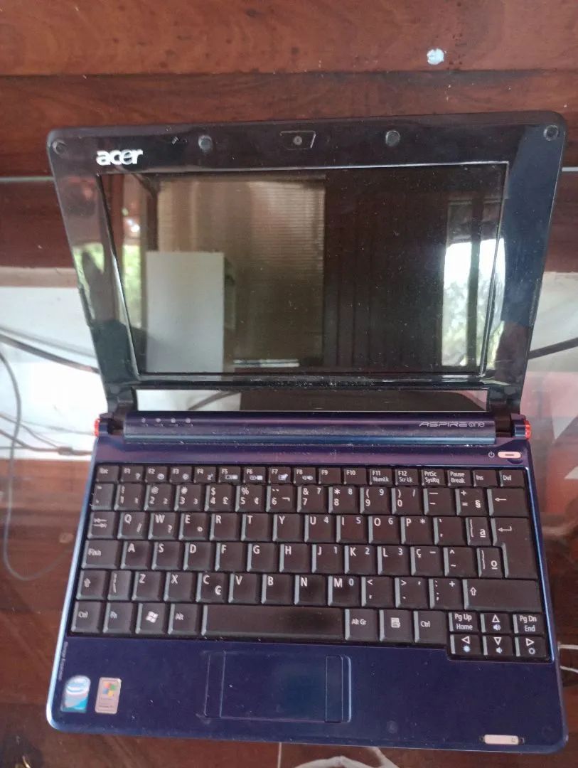 Netbook Acer Aspire One - Pequeno