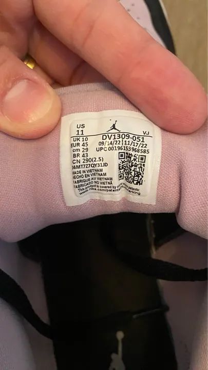 Tênis Jordan 1 LOW SE  - Foto 4